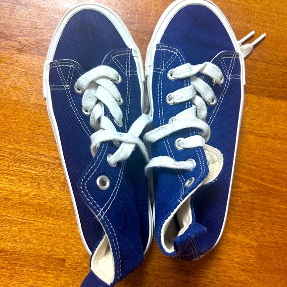 Blue shoes - Picture 3 of 4